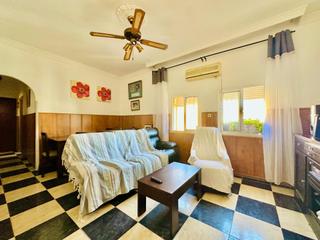 Etagenwohnung in Hornos Púnicos. Piso de 3 habitaciones en la zona de sacramento