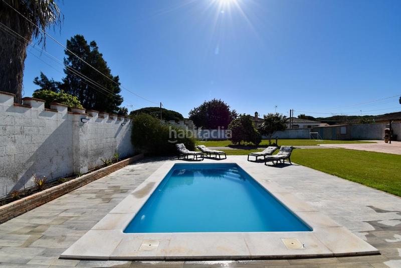 Foto 9c09ac41-2efb-4491-9dd4-f7f627b09597. Location chalet avec parking dans Las Lagunas - Campano Chiclana de la Frontera