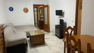 Piso en La Pastora - La Estación. Vivienda de 3 habitaciones en carlos iii