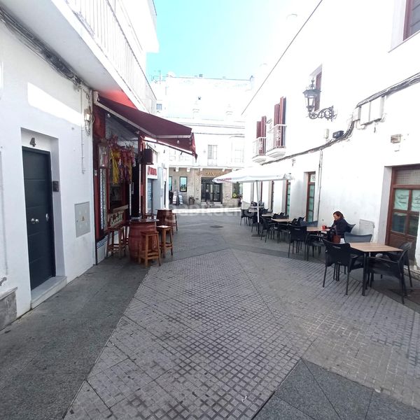 Foto b0e5cdb2-7f29-4159-81ad-178ac967bf64. Local comercial a Centro Ciudad San Fernando