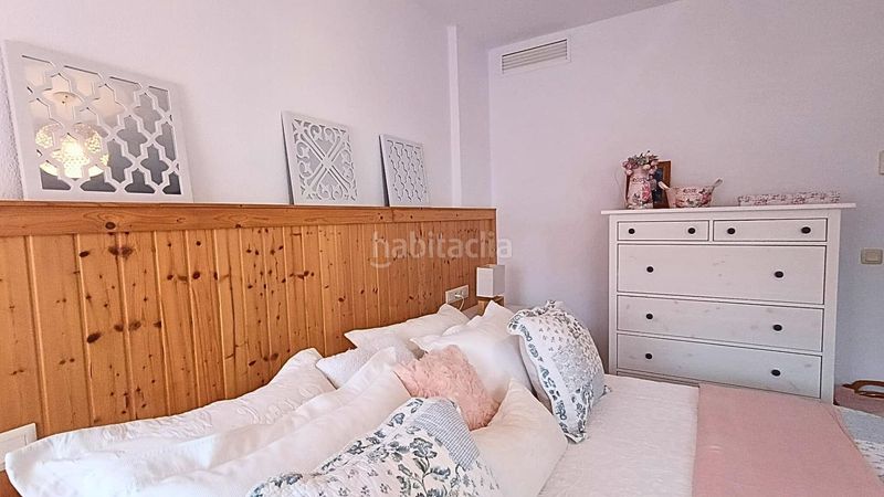 Foto 4c1ca1dc-61bd-48a5-bbf7-c11be7c2473c. Casa adossada amb aparcament a Camposoto - Gallineras San Fernando