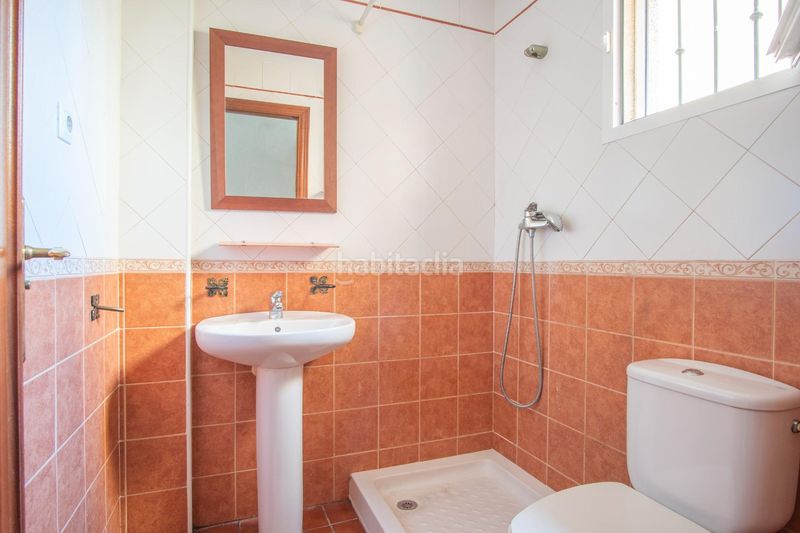 Foto 2f50ca48-d1ea-43ac-a799-08ebc9b2d673. Casa adossada a El Cristo - Cayetano Roldán San Fernando