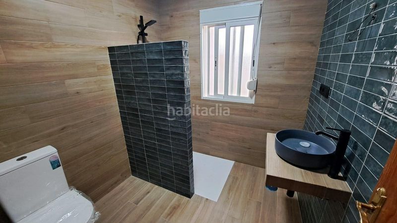 Foto 2606f592-83a4-485f-b0d0-5bb90946b6f2. Location chalet avec parking dans Las Lagunas - Campano Chiclana de la Frontera