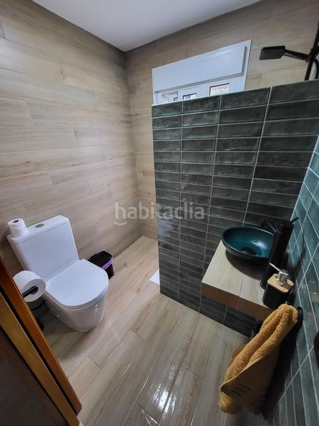 Foto a2c7ad17-bc75-4ac2-a328-b7923eb81480. Location chalet avec parking dans Las Lagunas - Campano Chiclana de la Frontera