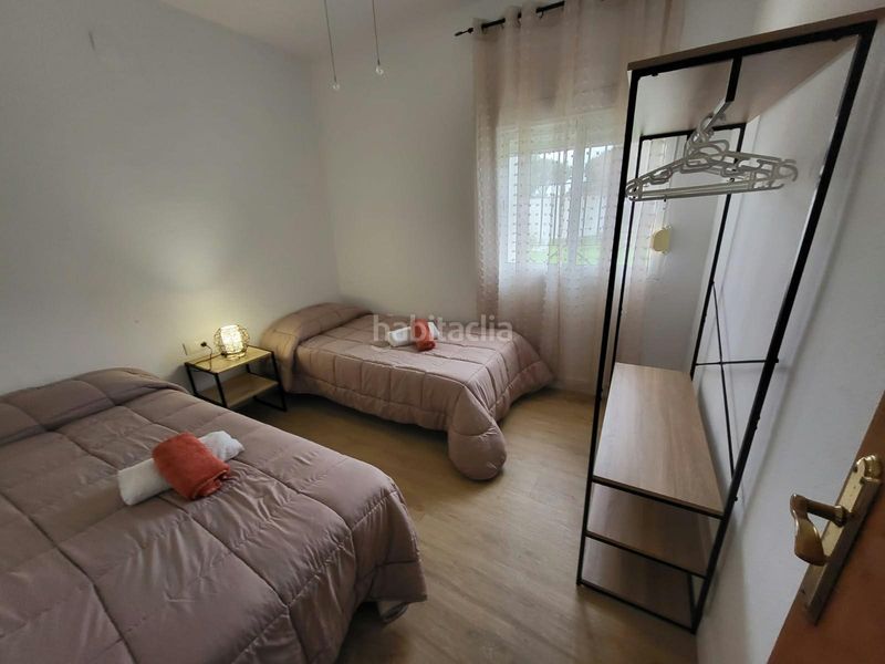 Foto ec3b3e7f-d877-4daa-954a-283c1b74f3a1. Location chalet avec parking dans Las Lagunas - Campano Chiclana de la Frontera