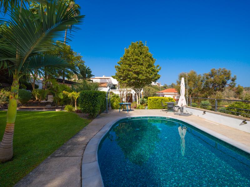 Foto 4d38be45-e103-453a-8239-851eaf9b3d8c. Chalet  en Los Portales - Visvique Arucas