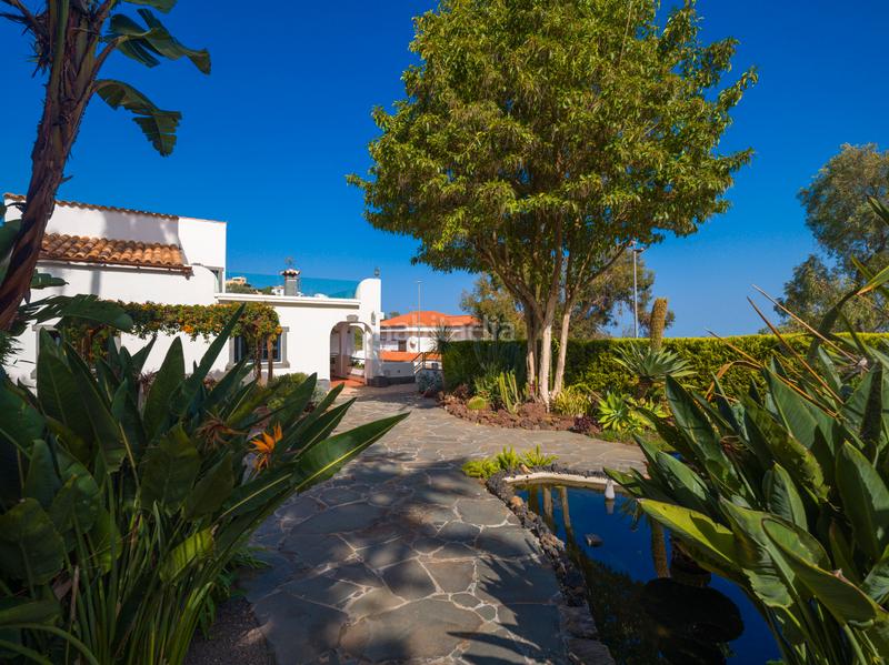 Foto 500a7036-3422-4d40-b8d8-88a8acb9bf4f. Chalet  en Los Portales - Visvique Arucas