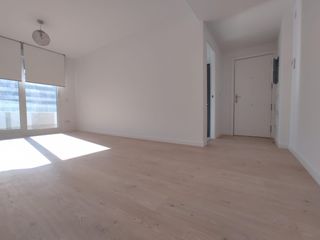 Location Appartement à Entrenúcleos. Vivienda de 3 dormitorios en alquiler sin amueblar entrenucleos