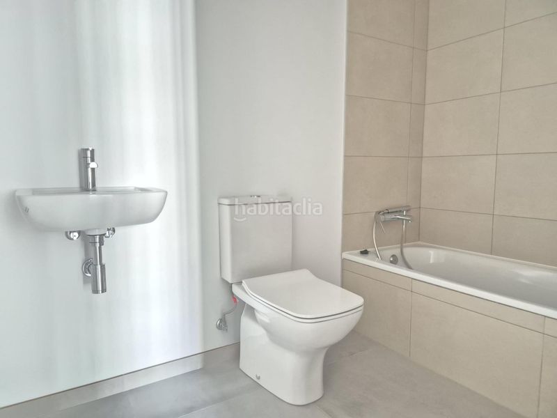 Foto 49638e7c-0712-42b9-b9a4-d1a3b8854b0a. Location appartement avec chauffage parking piscine dans Dos Hermanas