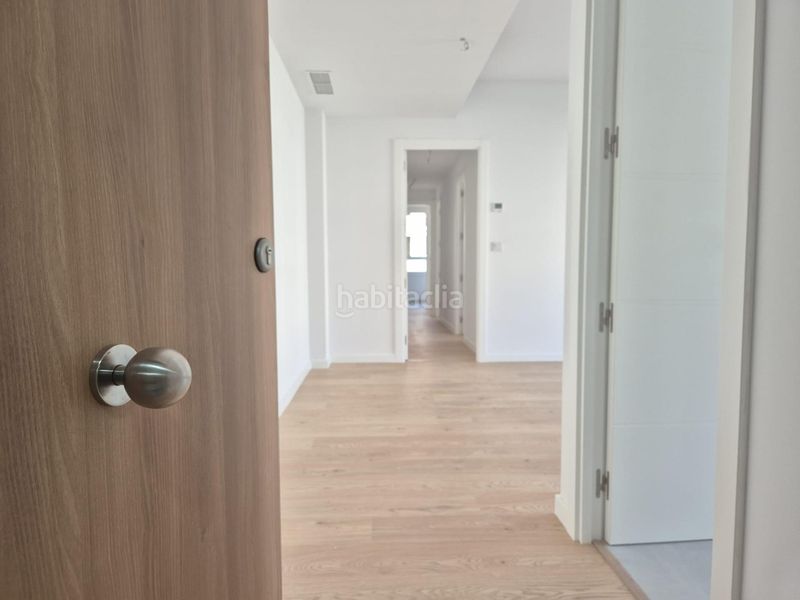 Foto b6ad9a9b-f4d9-4dfd-9396-3790a6954d60. Location appartement avec chauffage parking piscine dans Dos Hermanas