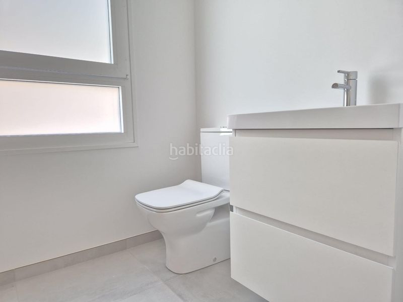 Foto ea7c1de0-4a75-4f40-be62-f1d783529a20. Location appartement avec chauffage parking piscine dans Dos Hermanas
