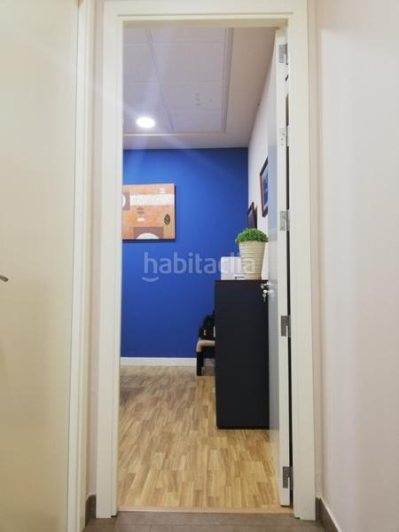 Foto 3b87918d-e071-480b-abbf-f31a4fe1474d. Local comercial  céntrico, completamente acabado y en funcionamiento en Dos Hermanas