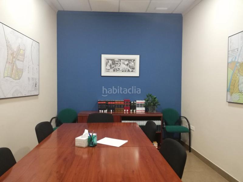 Foto 97123b5b-4969-4f9b-bf00-752888f51124. Local comercial  céntrico, completamente acabado y en funcionamiento en Dos Hermanas