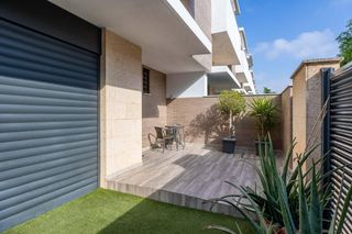 Casa a schiera  Calle c venancio martinez. Chalet adosado de diseño en zona av. de españa