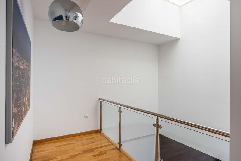 Foto a63b4ba9-4b51-46d8-ab1c-e5320fdf5732. Casa adossada amb calefacció aparcament piscina a Dos Hermanas