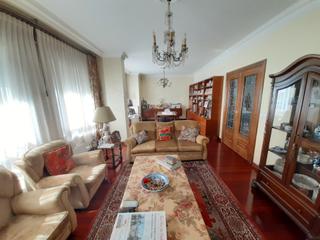 Piso en Rúa paulino freire 17. Gran piso señorial