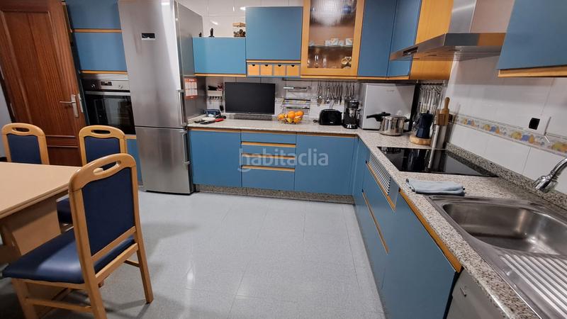 Foto dbd583ea-3885-4691-ad11-45cd97e46399. Piso estupendo piso calidades superiores en As Travesas - Balaidos Vigo