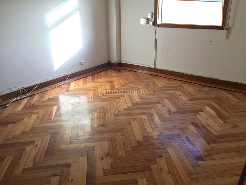 Foto f468a049-bd3f-4200-a33b-a74a01845b25. Pis a baixada á salgueira 35 a A Salgueira - O Castaño Vigo