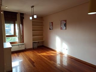 Lloguer Apartament  Avenida de ramón nieto 194. Estupendo apartamento soleado y muy luminoso