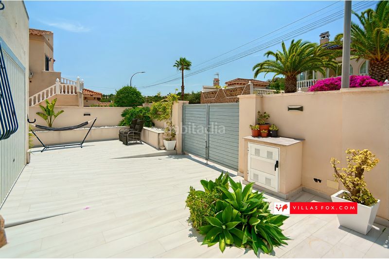 Foto 3f35835b-9a6e-41dd-b9e5-ef02ef4791a6. Casa amb aparcament a San Miguel de Salinas