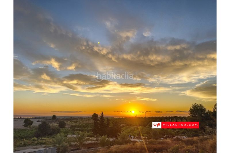 Foto 5863a5f3-a5c3-4fc8-98e9-f10806e35893. Casa amb aparcament a San Miguel de Salinas