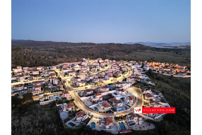 Foto e9cbe558-8c86-4db7-b09d-75541da4408e. Casa amb aparcament a San Miguel de Salinas