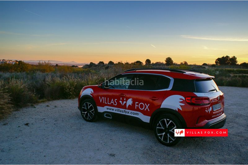 Foto f77890dd-5e73-41a0-b755-7e10ae8f3eb9. Casa amb aparcament a San Miguel de Salinas