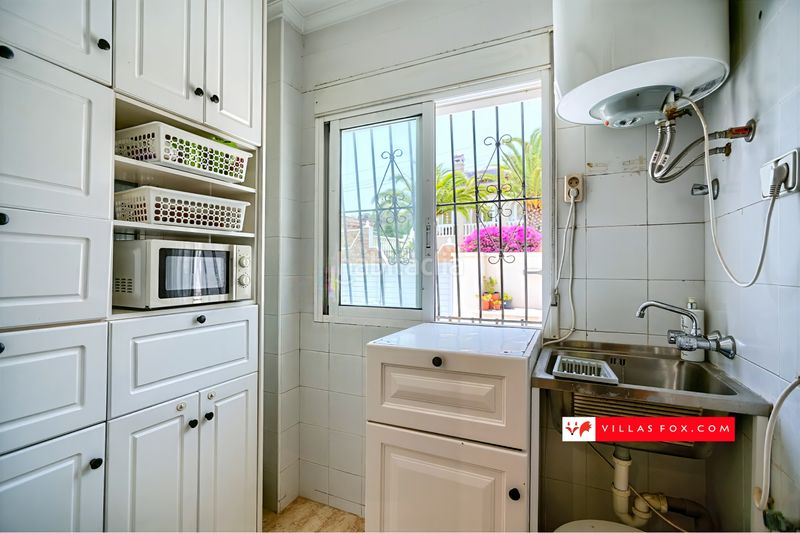 Foto f93b56df-982c-458a-91da-23ef26b7685a. Casa amb aparcament a San Miguel de Salinas