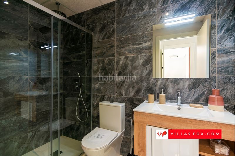Foto ea8371d6-8b0c-4966-a6aa-7df3b812936b. Apartament amb aparcament a San Miguel de Salinas