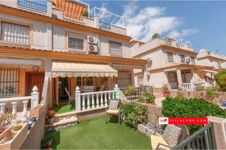 Casa adossada a Algorfa