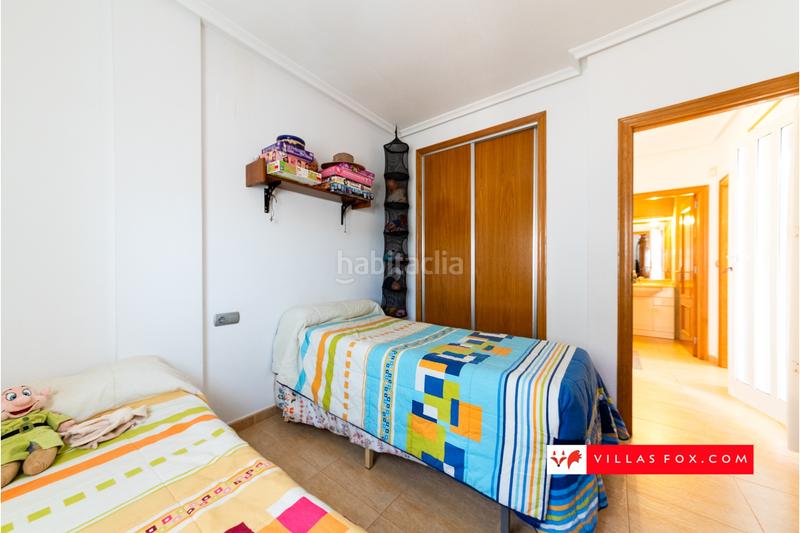 Foto 700bcb29-7db6-4e53-b3f7-faf74ff61569. Semi detached house in Los Almendros Orihuela