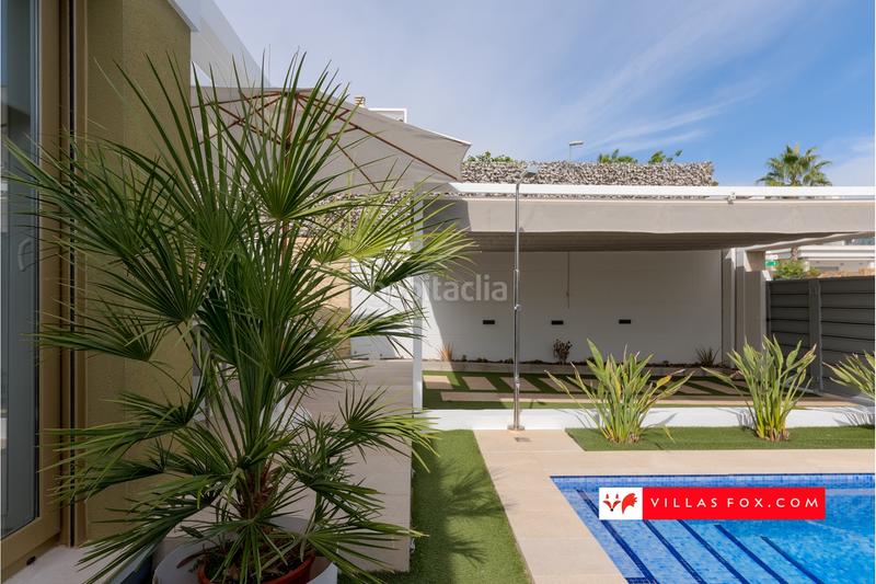 Foto b5bbc0ea-b481-4160-84ae-127a69f17116. Casa a schiera in Desamparados - Hurchillo - Torremendo Orihuela