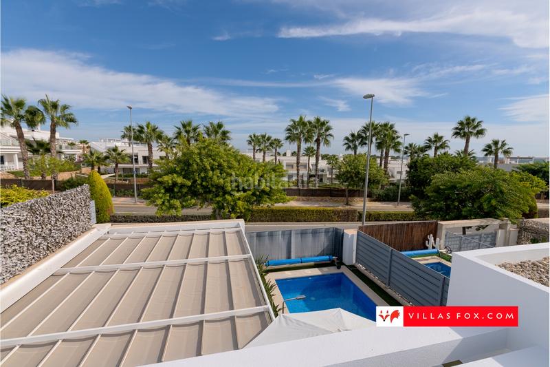 Foto d7d810fe-e058-4d7a-82bf-37712d34fef0. Casa adosada en Desamparados - Hurchillo - Torremendo Orihuela