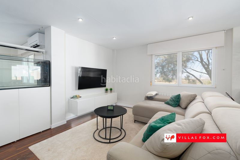 Foto b7396bf1-3465-4a86-bd14-4966fb697858. Casa amb aparcament a San Miguel de Salinas