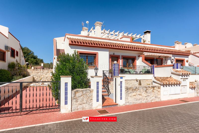 Foto 2a0e2f5c-44bd-4763-9548-3ee0d0c38eb7. Casa adossada a San Miguel de Salinas
