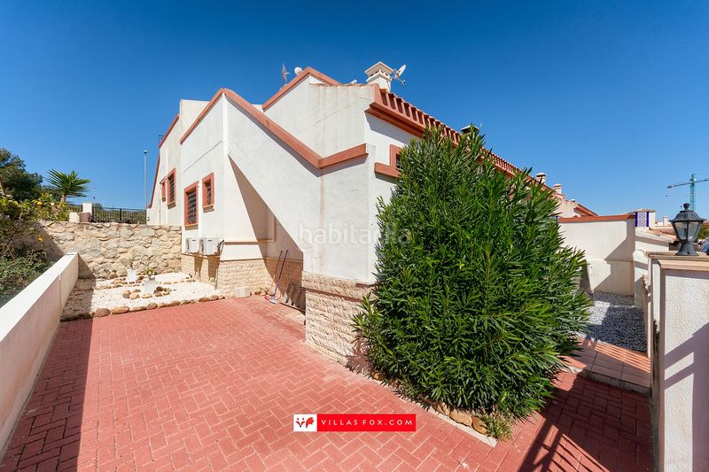 Foto 6cc8cb4f-b616-4e32-a60e-2b3ea202da7c. Casa adossada a San Miguel de Salinas