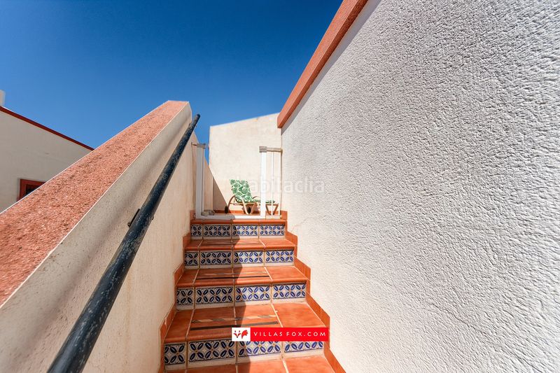 Foto a3bc21e4-db9b-4d92-926b-c8eafb2c4400. Casa adossada a San Miguel de Salinas