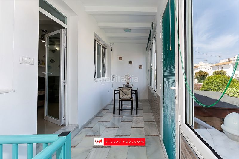 Foto a68e743a-9885-4ac0-b71e-1ef65e35d101. Casa adossada amb aparcament a San Miguel de Salinas