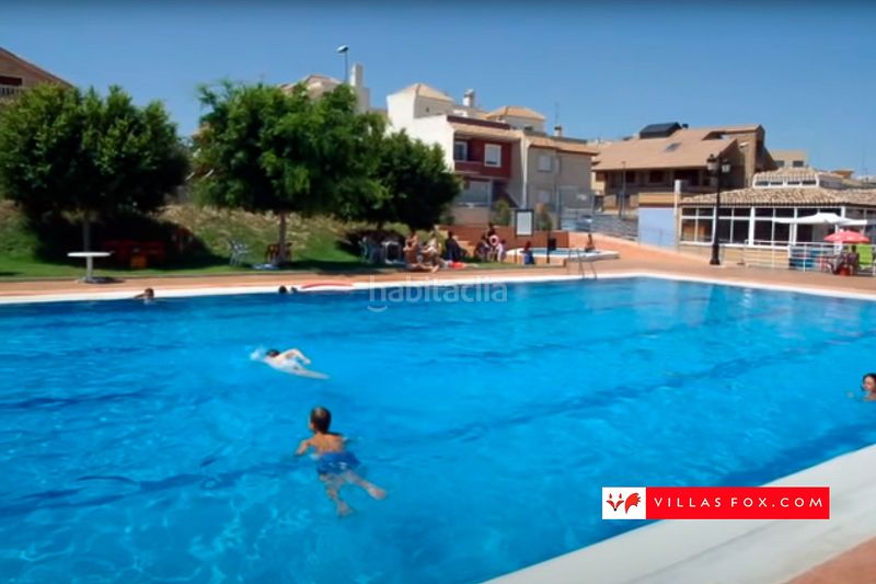 Foto d49c8c9e-8024-47c0-bcd4-378b12881820. Casa amb aparcament a San Miguel de Salinas