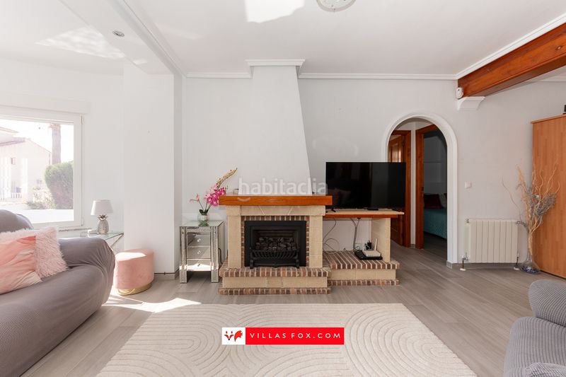 Foto 8d05fe73-5749-4547-8b6e-bb80e31cedee. Casa amb aparcament a San Miguel de Salinas