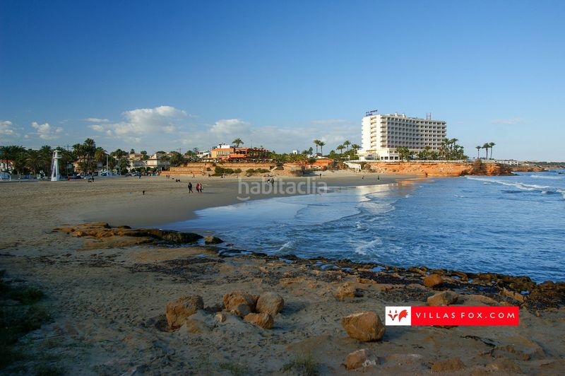 Foto a80d9f63-aaa3-4567-add8-0c1397b0de68. Apartament amb aparcament a San Miguel de Salinas