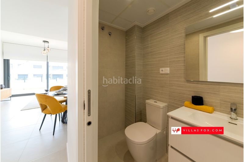 Foto c5f0aefe-d8da-4c21-badb-cd4b723c404c. Apartament amb piscina a San Miguel de Salinas