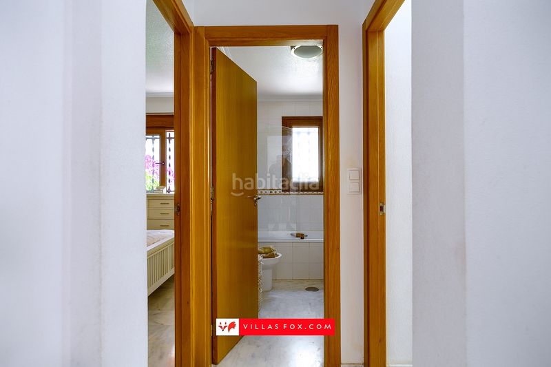 Foto 49d1daf2-293e-493e-a70d-e16f23d086ad. Casa adossada a San Miguel de Salinas