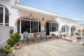 Reihenhaus in San Miguel de Salinas