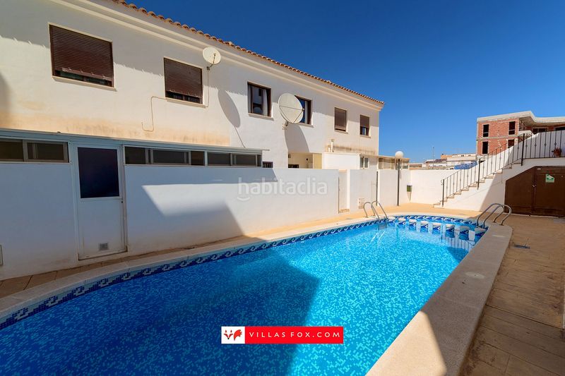 Foto 4fd282aa-802a-42ea-adce-bd5ecefdd87d. Casa adossada amb aparcament a San Miguel de Salinas