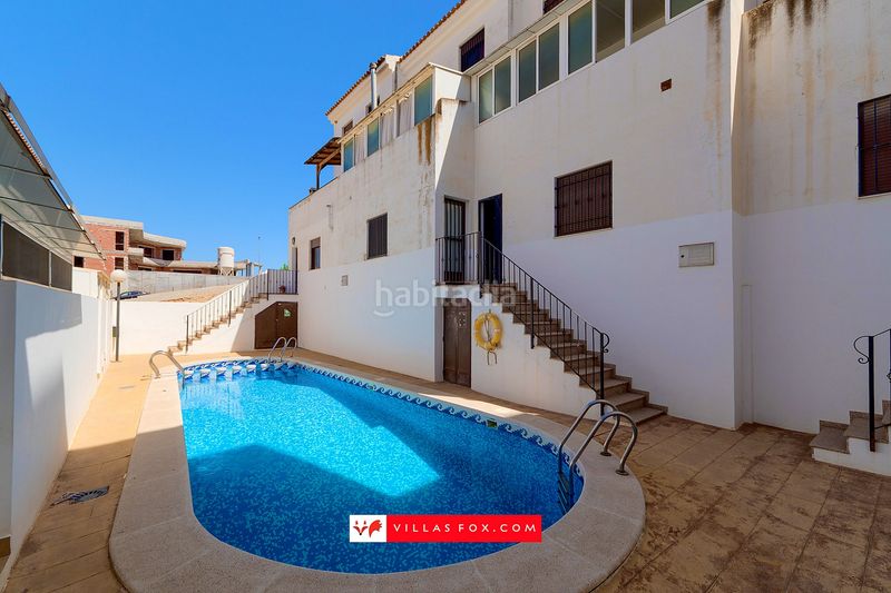 Foto 63e63b20-2947-4d86-a2c8-d06d54140494. Casa adossada amb aparcament a San Miguel de Salinas