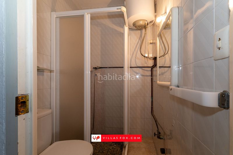 Foto c4b6b41b-1eb3-40c4-9e60-24aca8015c27. Casa adossada amb aparcament a San Miguel de Salinas