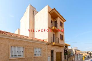 Casa adossada a San Miguel de Salinas