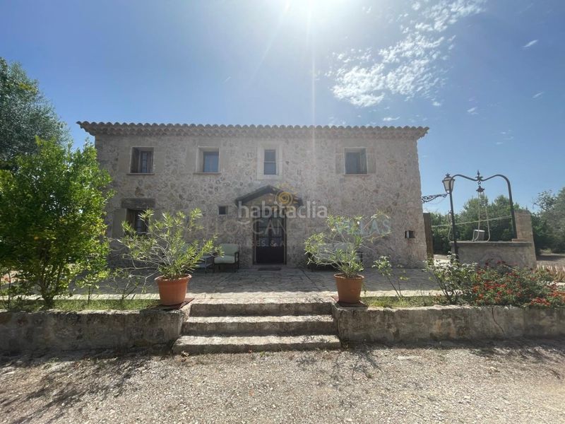 Foto e3d5bbff-0572-4cbb-b3bf-69ca5e5d87bd. Lloguer masia amb aparcament piscina a Pollença poble Pollença