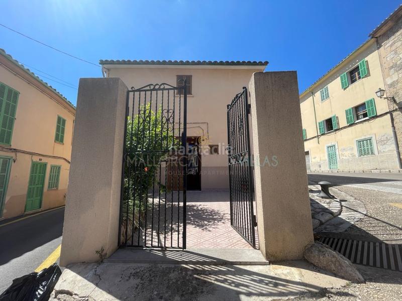 Foto 4cfe56a6-bf2b-4d62-899c-dfec0f6748be. Casa amb aparcament a Selva